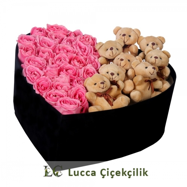 kalp kutuda ayıcıklı pembe güller